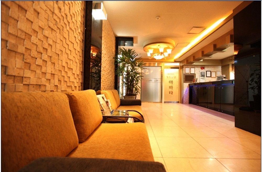 Abata Business Hotel Kōyō Extérieur photo